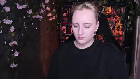 AshleyAshe  online show from July 7, 6:27 am