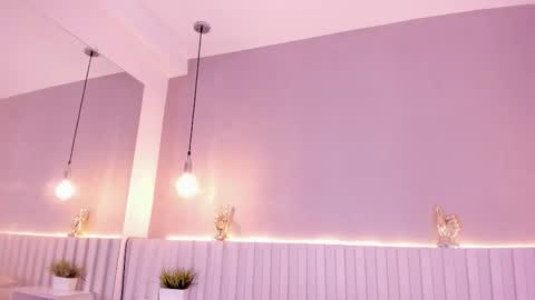 I am Ashley online show from November 21, 7:23 pm