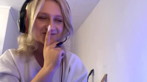 July online show from December 4, 7:39 am