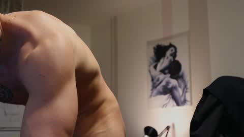 Snapshot of asher_88 chatting on December 14, 5:25 pm Jerk Machine online show from December 14, 5:25 pm