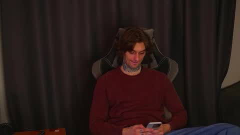 Jerk Machine online show from November 19, 4:56 am