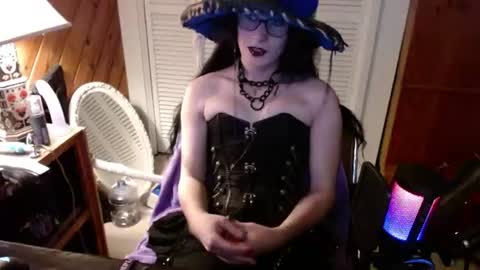 Ashley Scarlett online show from June 18, 12:44 am