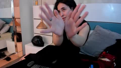 Snapshot of ashkoreh chatting on July 7, 9:52 pm Ashkoreh online show from July 7, 9:52 pm