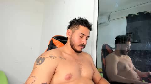 ashlan_king online show from November 22, 12:15 pm