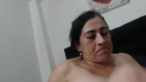 ashleey_thompson online show from January 1, 10:24 pm