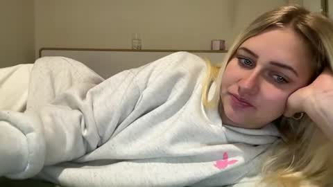 Ashleigh Carter xx online show from June 8, 10:10 pm
