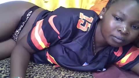 ashlery  online show from September 17, 3:30 am