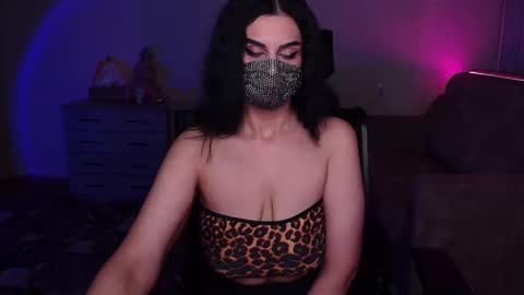Snapshot of ashley__cooper__ chatting on December 22, 5:34 am Yasmina online show from December 22, 5:34 am