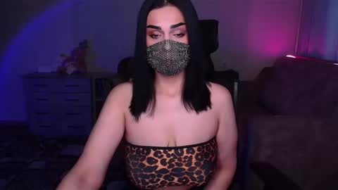 Snapshot of ashley__cooper__ chatting on January 2, 3:26 am Yasmina online show from January 2, 3:26 am