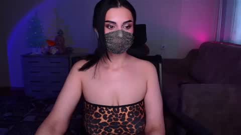 Snapshot of ashley__cooper__ chatting on January 3, 3:27 am Yasmina online show from January 3, 3:27 am