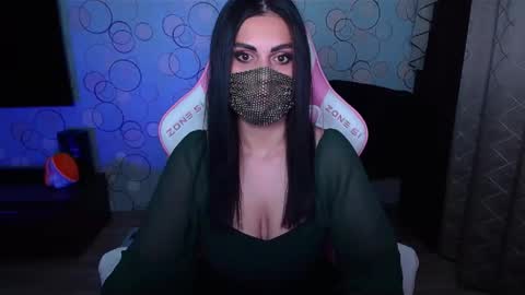 Snapshot of ashley__cooper__ chatting on October 4, 5:05 am Yasmina online show from October 4, 5:05 am