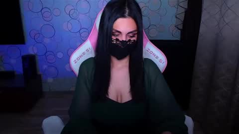   Yasmina   online show from November 17, 4:07 am