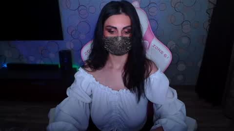   Yasmina   online show from June 26, 4:50 am