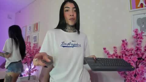 Snapshot of ashley_blum_ chatting on February 19, 11:39 am ashley_blum_ online show from February 19, 11:39 am