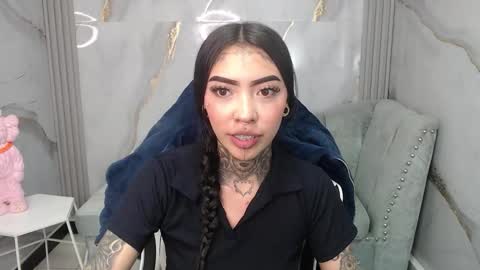 ashley_blum_v online show from November 10, 8:08 pm