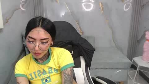 ashley_blum_v online show from November 30, 1:20 am