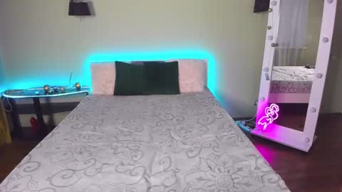 Alina online show from February 6, 7:24 am