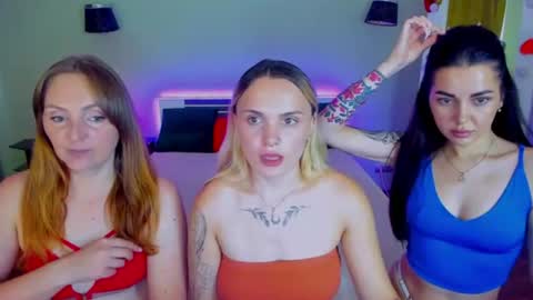 Snapshot of ashley_crashly chatting on July 9, 8:07 am Alina online show from July 9, 8:07 am