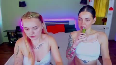 Snapshot of ashley_crashly chatting on July 18, 8:07 am Alina online show from July 18, 8:07 am