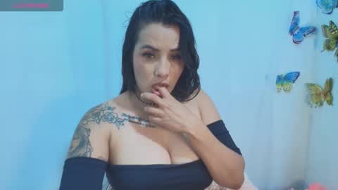 ashley_joyx_ online show from May 20, 3:45 am