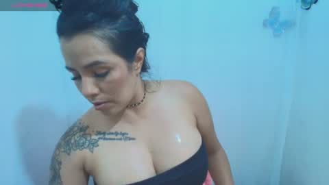 ashley_joyx_ online show from July 13, 2:25 am