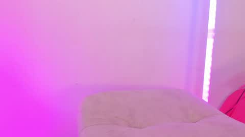 ashley_js online show from April 18, 7:07 pm