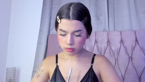 Snapshot of ashley_piinkk chatting on March 2, 5:23 am Ashley online show from March 2, 5:23 am