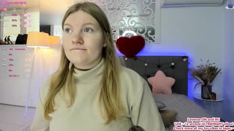 AshleyJonse online show from November 3, 5:52 am