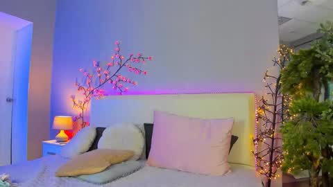 AshleyJonse online show from May 31, 4:53 am