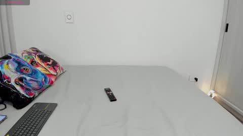 Snapshot of ashleyknightt chatting on December 5, 1:47 am Ashley knight online show from December 5, 1:47 am