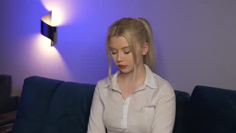 AshleyNiko online show from December 4, 5:43 pm