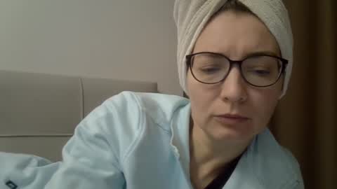 Ashley online show from January 19, 7:12 am