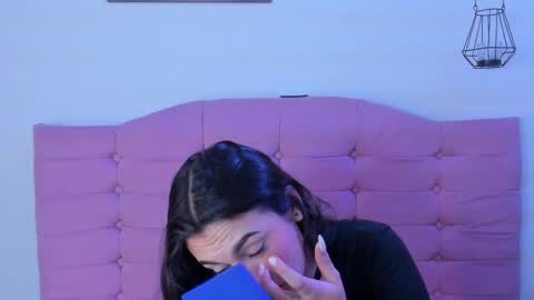 kylie online show from October 15, 2:22 am