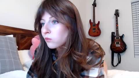 Snapshot of ashleyyylove13 chatting on October 18, 5:10 am Ashley Love online show from October 18, 5:10 am