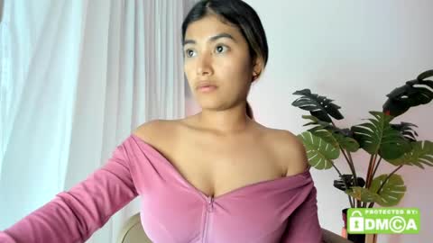 Snapshot of ashllovee_ chatting on April 24, 1:08 am ashllovee online show from April 24, 1:08 am