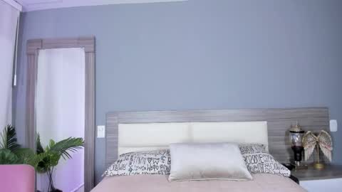 Ashly online show from October 25, 3:58 am