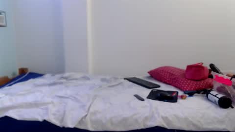 ashly online show from November 3, 1:08 am