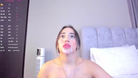 Paula Baleta  online show from February 5, 6:12 pm