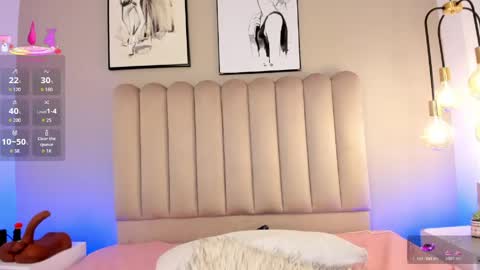 ashlye_white online show from May 15, 11:56 pm