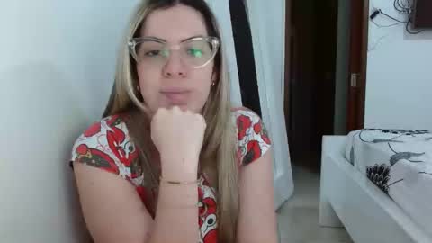 AshlyMoon online show from January 6, 8:50 pm