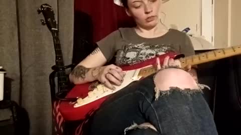 ashlynn5716 online show from October 12, 7:40 am