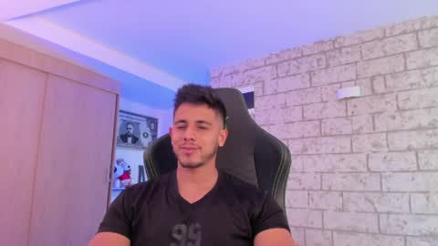 my name real is camilo online show from March 31, 8:42 pm