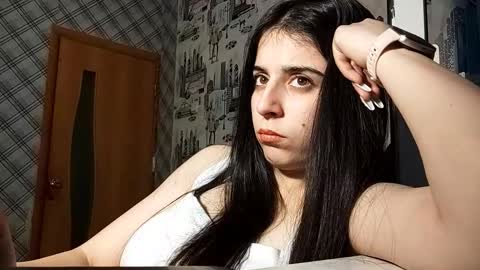 Lina online show from December 22, 8:00 am