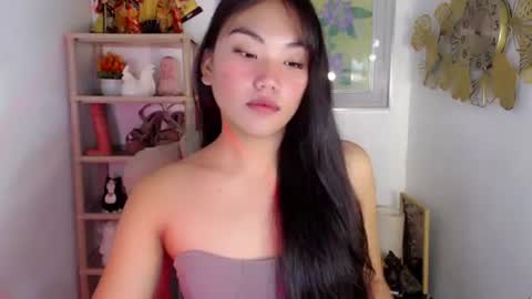 asian_alliyah online show from July 23, 11:46 pm