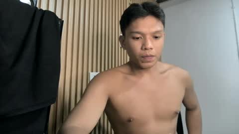 Snapshot of asian_calid22xx chatting on June 15, 8:22 pm asian_calid22xx online show from June 15, 8:22 pm