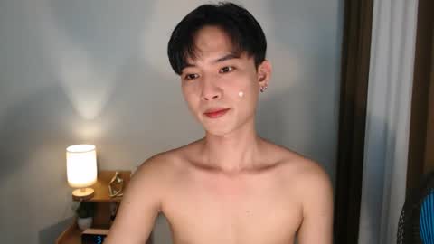 Pat online show from April 18, 10:30 am