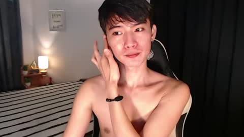 Pat online show from August 3, 10:24 pm