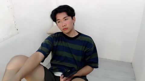 Snapshot of asian_dominatingx chatting on December 21, 1:10 pm asian_dominatingx online show from December 21, 1:10 pm