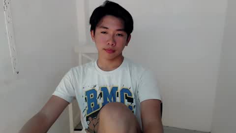 Snapshot of asian_dominatingx chatting on December 28, 10:47 am asian_dominatingx online show from December 28, 10:47 am