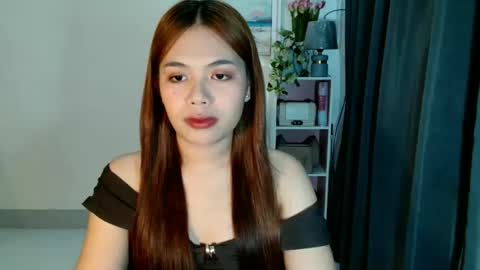 Snapshot of asian_enzyxx chatting on February 22, 3:40 am asian_enzyxx online show from February 22, 3:40 am